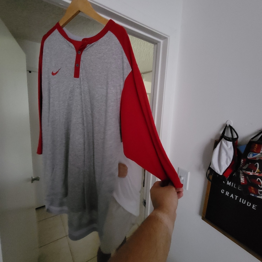 Wore once - Picture 3 of 3